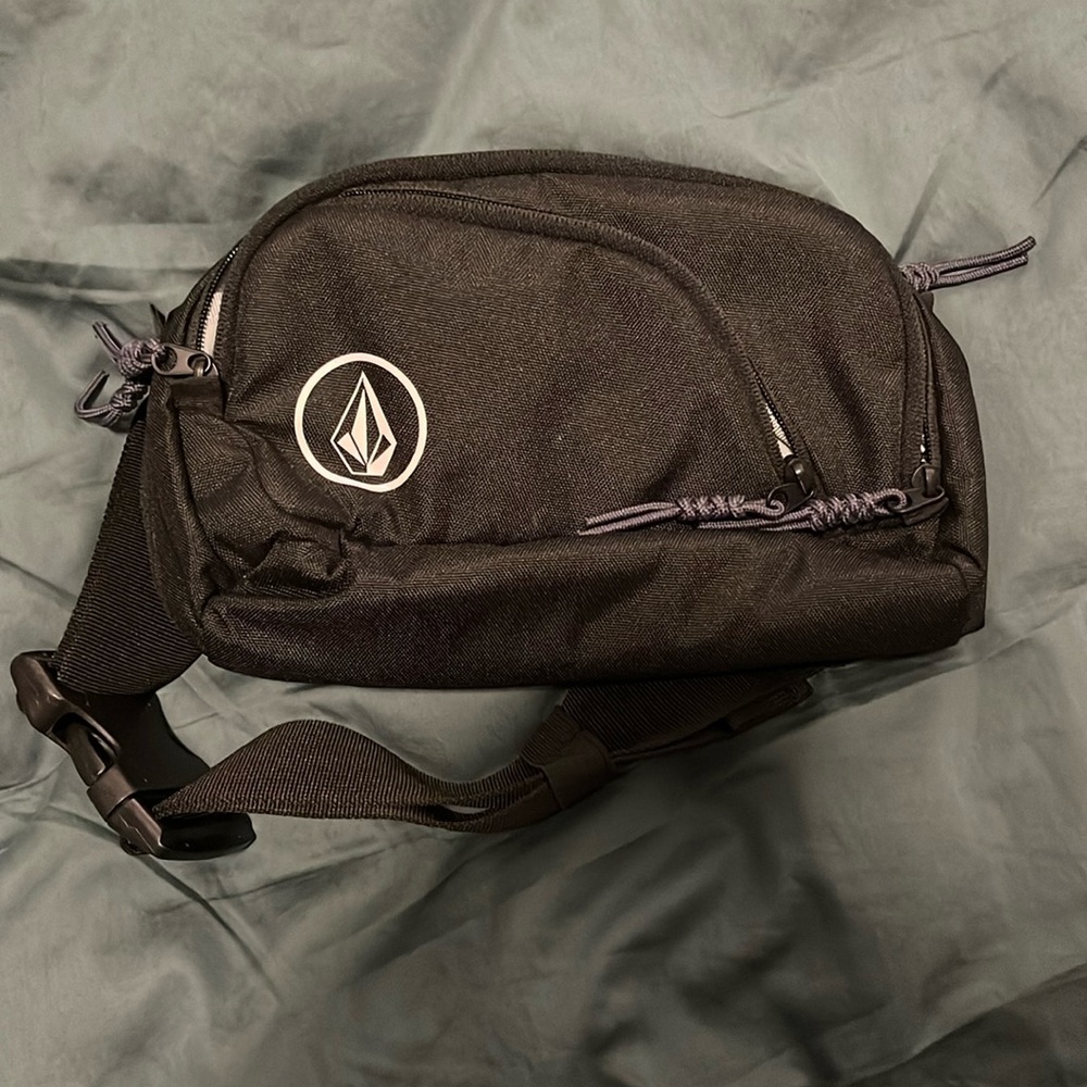 Black Volcom 4 Zipper Fanny Pack